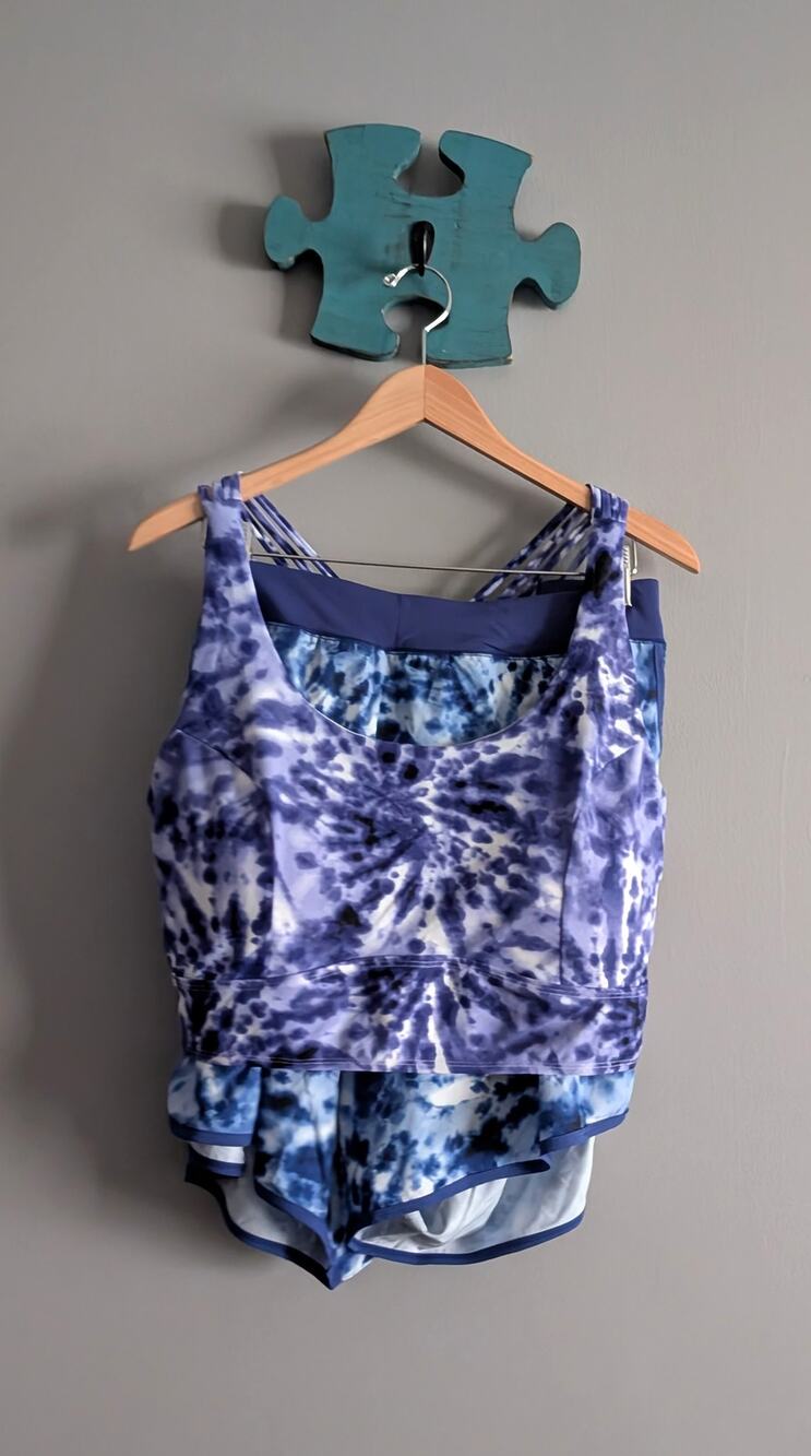 Torrid Blue Tie Dye Lattice Back Wireless Bikini Top Size 4 4X
